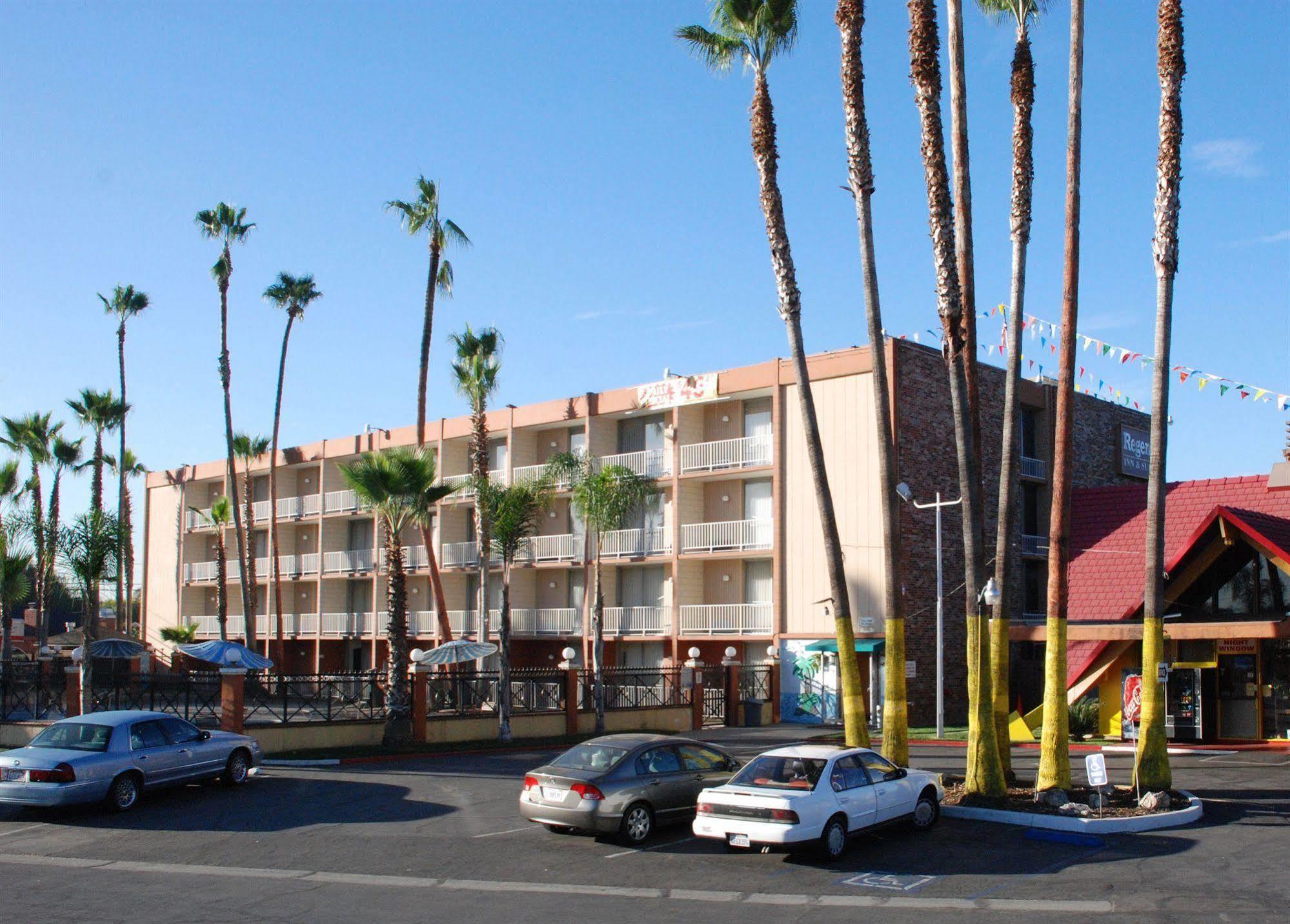 Regency Inn And Suites Baldwin Park Dış mekan fotoğraf