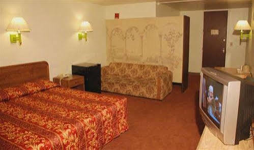 Regency Inn And Suites Baldwin Park Dış mekan fotoğraf